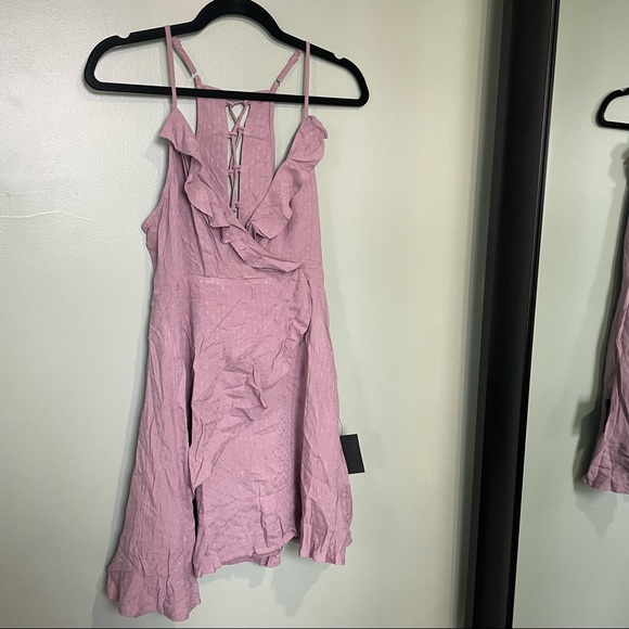 Lulu’s dress - Picture 4 of 5